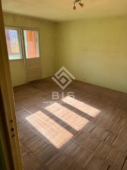 Apartament cu 3 camere decomandat în Sud-Est