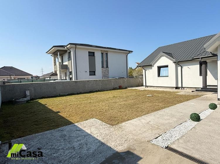 Casă individuală cu 3 camere cu Canalizare în Exterior Nord