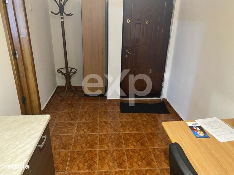 Apartament cu 2 camere semidecomandat în Calea București