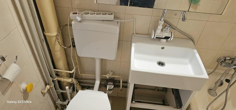 Apartament cu 2 camere semidecomandat în Giurgiului