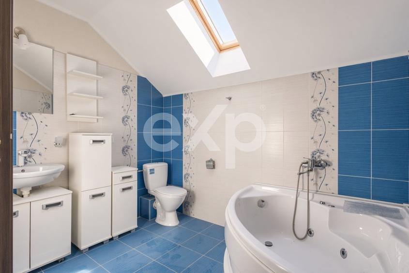 Duplex cu 4 camere cu Canalizare în Dumbrăvița