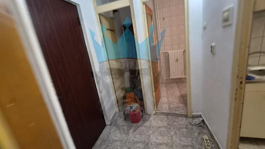 Garsonieră decomandată, mobilată în Berceni