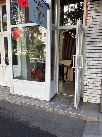 Spațiu comercial, de 16 mp, în Moșilor