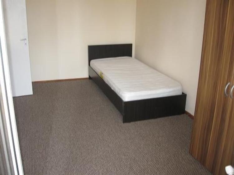 Apartament cu 3 camere decomandat, mobilat în Mărăști