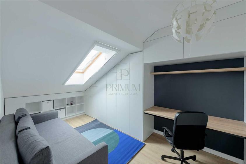 Apartament cu 3 camere decomandat, mobilat în Dumbrăvița