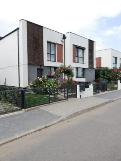 Casă cu 3 camere în Ulmi - 1