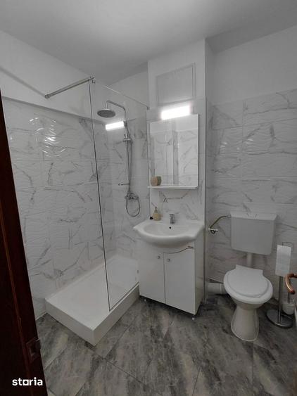 Apartament cu 3 camere decomandat în Ultracentral