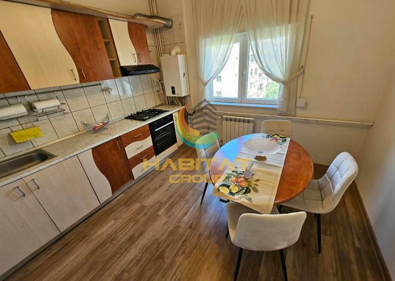 Apartament cu 3 camere decomandat, mobilat în Vitan Mall