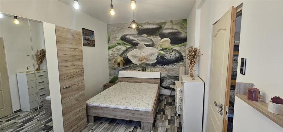 Casă individuală cu 5 camere cu Canalizare în Zorilor