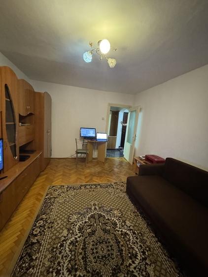Garsonieră decomandată în Nufărul