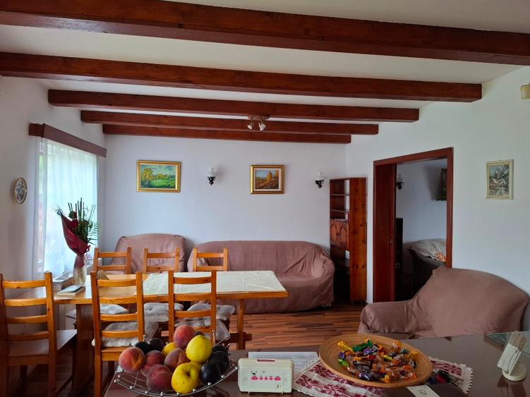 Casă individuală cu 4 camere cu Teren 600 Mp în Cristian