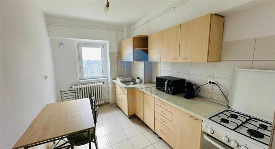 Apartament cu 2 camere decomandat în Zorilor