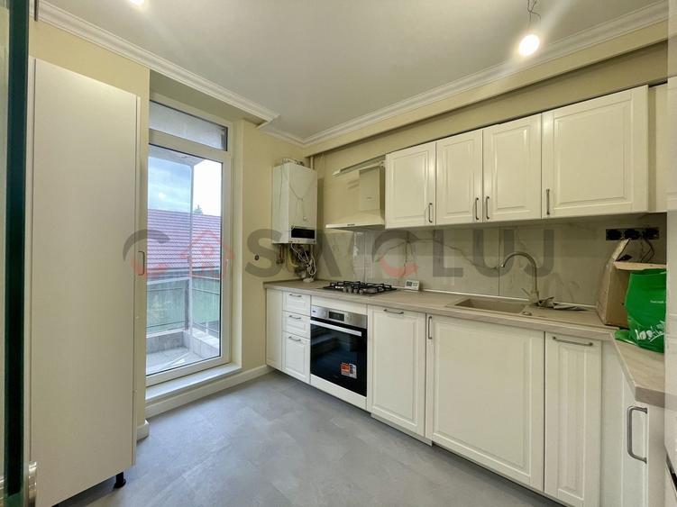 Apartament cu 2 camere semidecomandat, mobilat în Borhanci