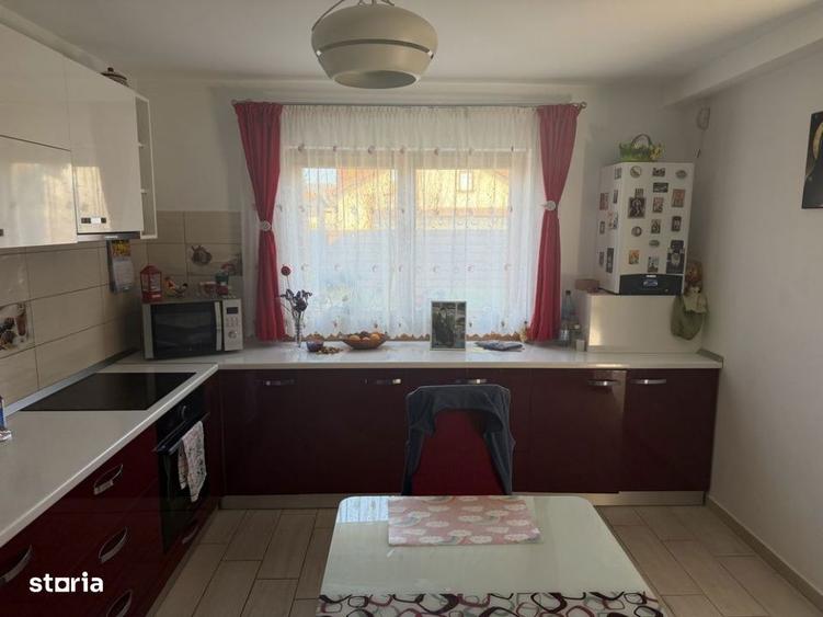 Casă cu 4 camere cu Teren 360 Mp în Central