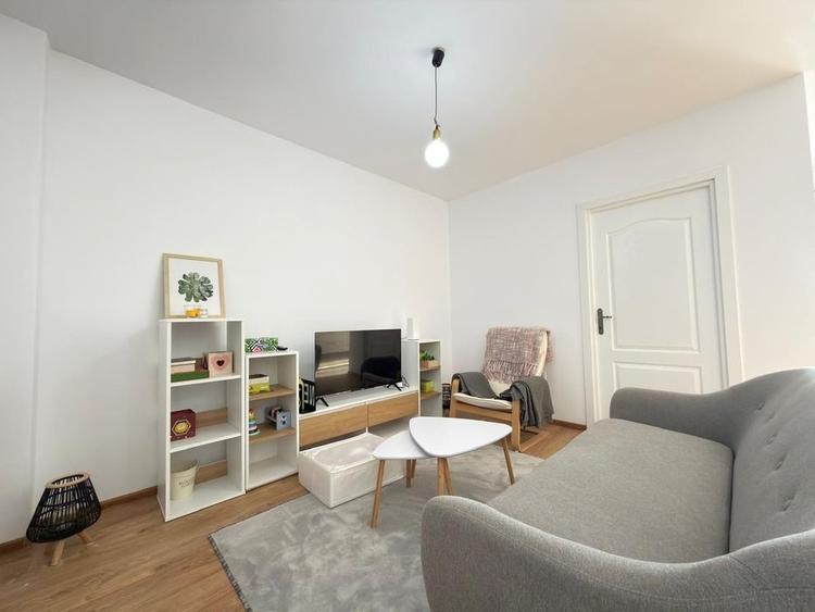 Apartament cu 2 camere decomandat, mobilat în Cetate