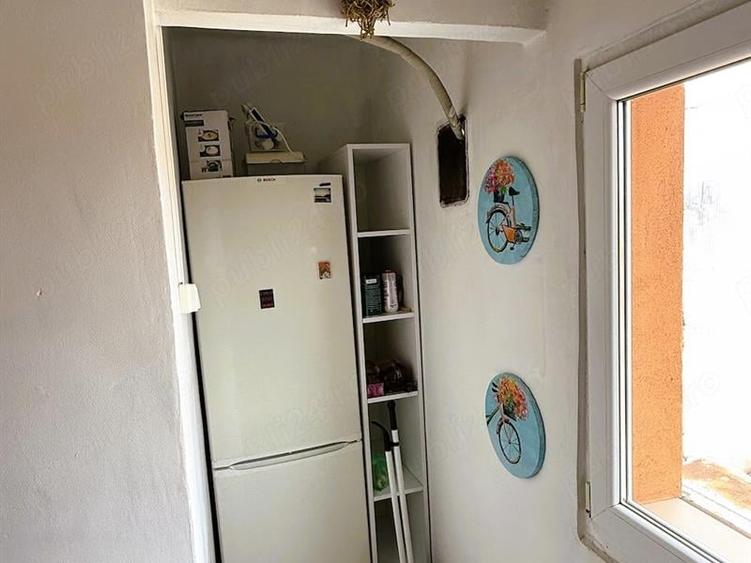 Apartament cu 2 camere decomandat, mobilat în Rovine