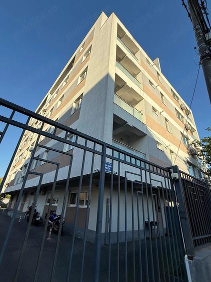 Apartament cu 2 camere semidecomandat în Prelungirea Ghencea