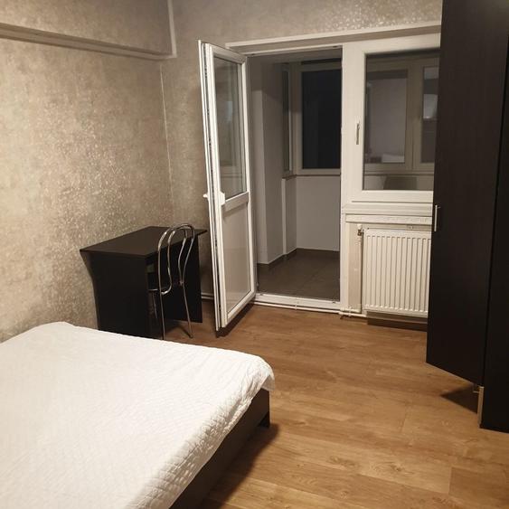 Apartament cu 4 camere decomandat în Ultracentral