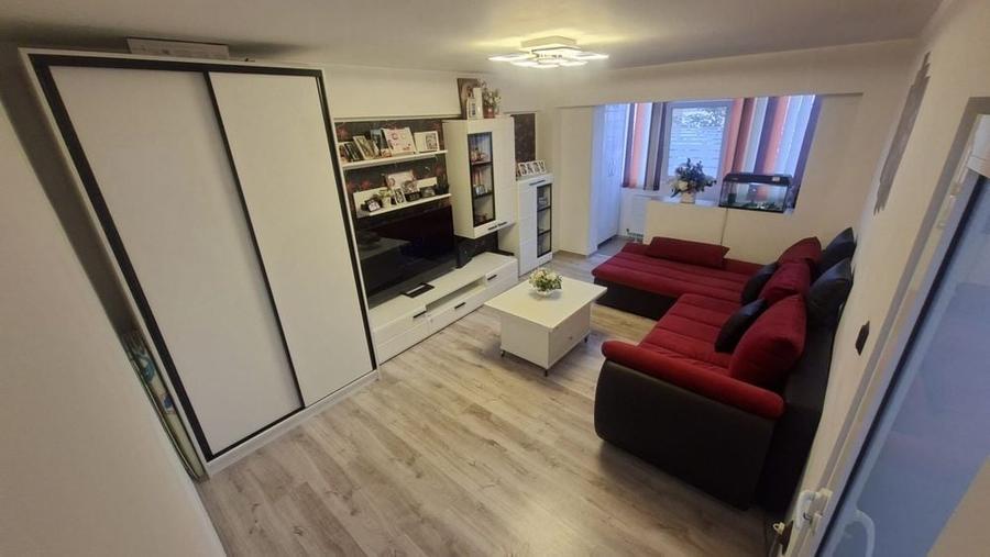 Apartament cu 2 camere decomandat în Baldovinești