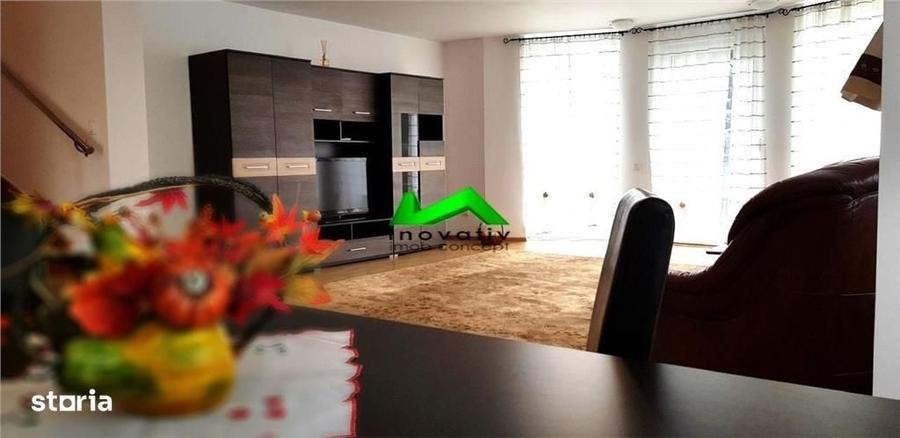 Casă cu 4 camere în Trei Stejari