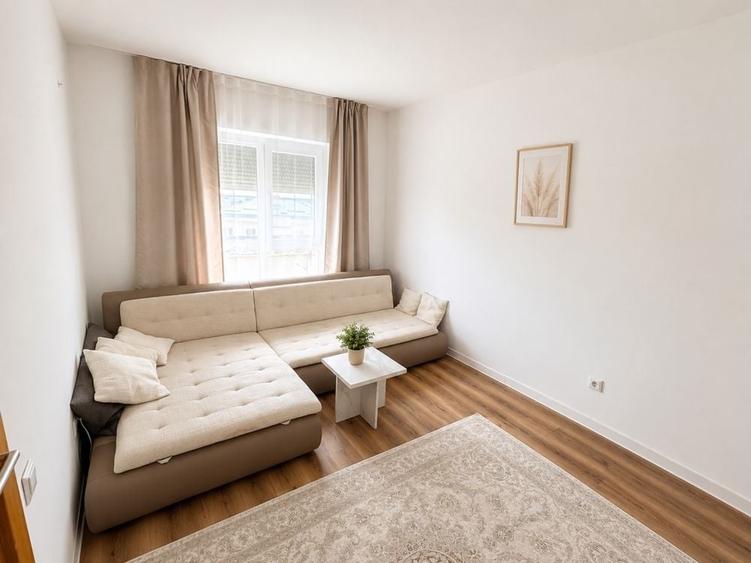 Apartament cu 2 camere decomandat în Crețuleasca