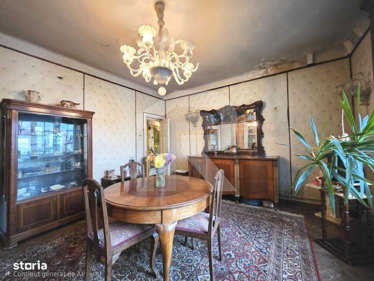 Apartament cu 5 camere decomandat, mobilat în Dacia