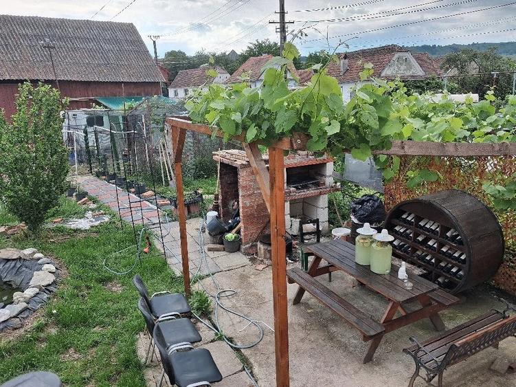 Casă cu 4 camere în Central