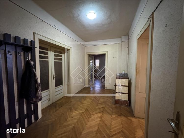 Casa tip duplex pe Calea Dumbravii, teren de 425 mp, 120 mp utili - 5