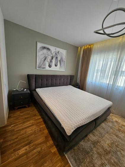 Casă cu 5 camere cu Piscina în Pipera