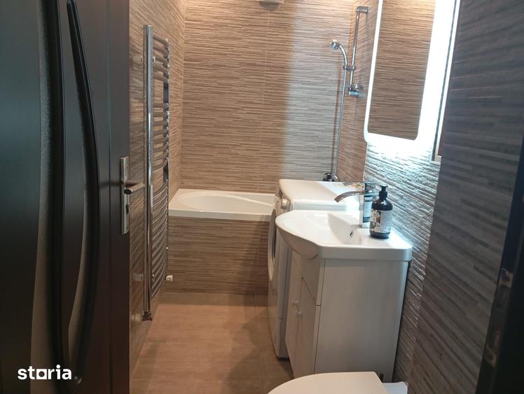 Apartament cu 2 camere decomandat în 9 Mai