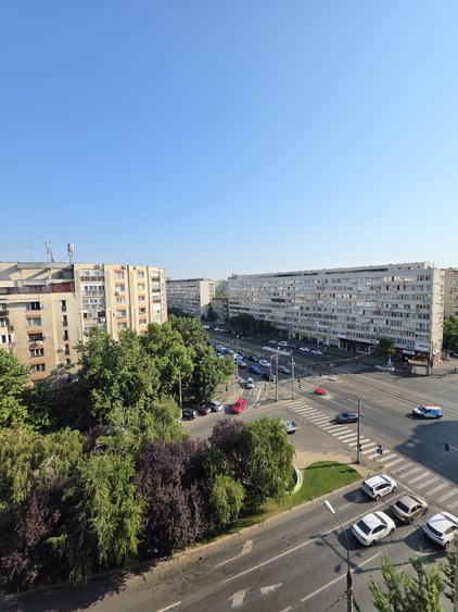 Apartament cu 2 camere decomandat în Vatra Luminoasă