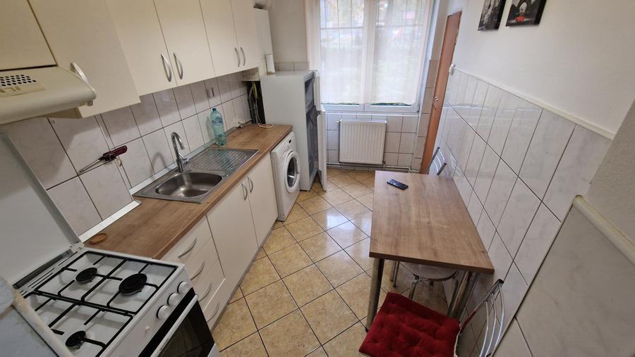 Apartament cu 2 camere în Centrul Civic