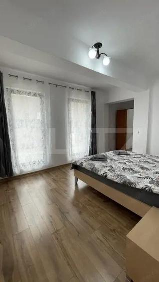 Apartament cu 3 camere semidecomandat în Nord