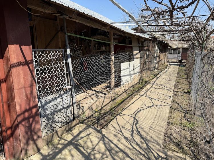 Casă cu 5 camere cu Teren 1613 Mp în Dor Mărunt