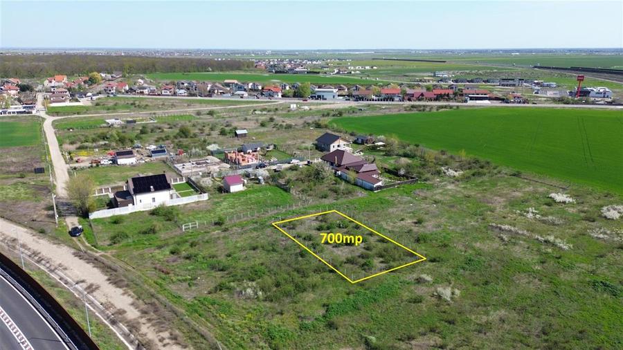 Teren Construcții intravilan de 700 mp, în Exterior Nord