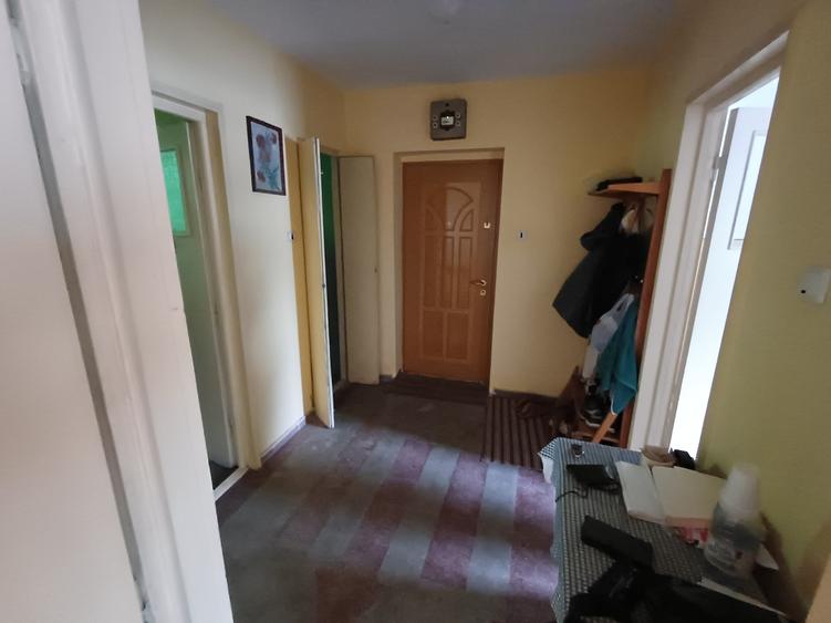 Apartament cu 2 camere decomandat în Calea Galați