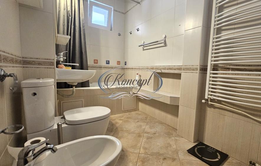 Apartament cu 4 camere semidecomandat, mobilat în Zorilor