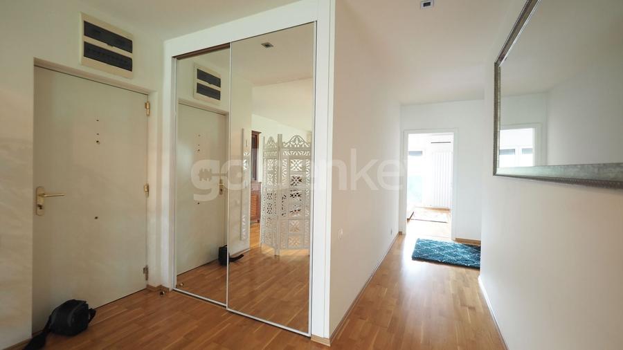 Apartament cu 4 camere decomandat, mobilat în Pipera