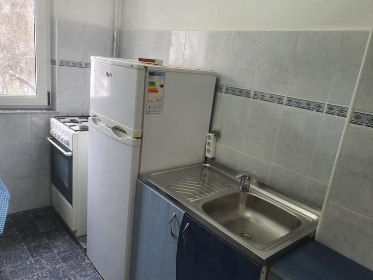 Apartament cu 2 camere semidecomandat, mobilat în Astra