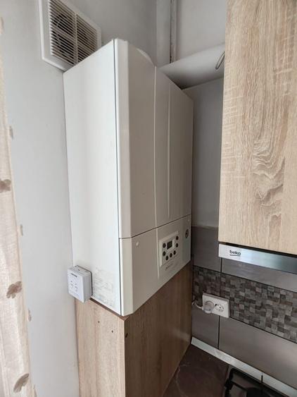 Apartament cu 3 camere decomandat, mobilat în Metalurgiei