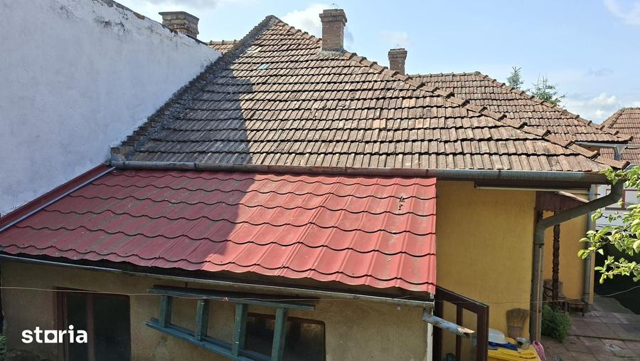 Casă cu 2 camere cu Teren 126 Mp în Central
