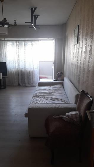 Apartament cu 3 camere în Obor