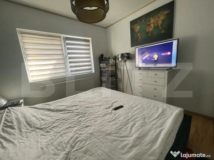 Apartament cu 3 camere decomandat în Central