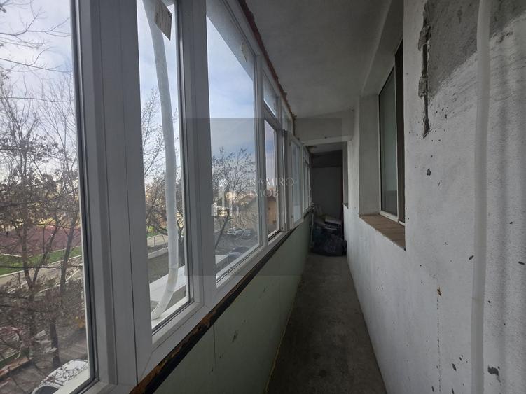 Apartament cu 3 camere decomandat, mobilat în Prelungirea Ferentari
