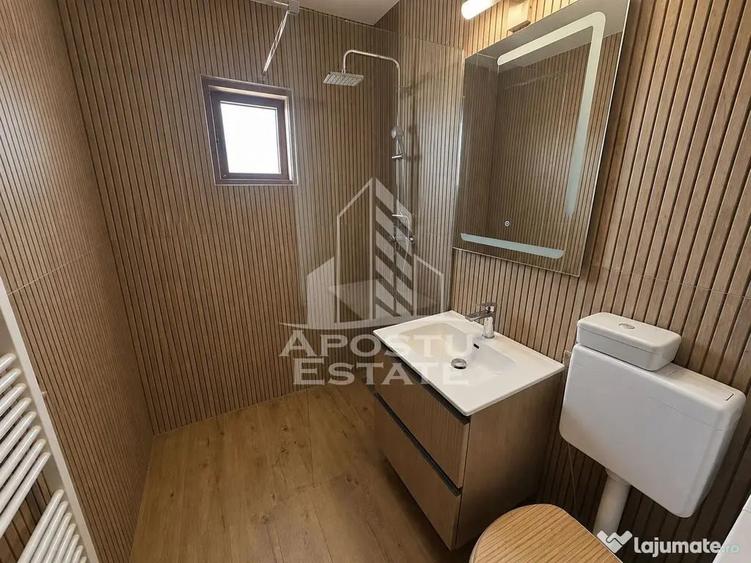 Apartament cu 2 camere semidecomandat în Soarelui