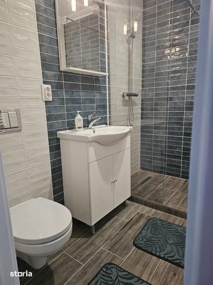 Apartament cu 3 camere decomandat în Sud