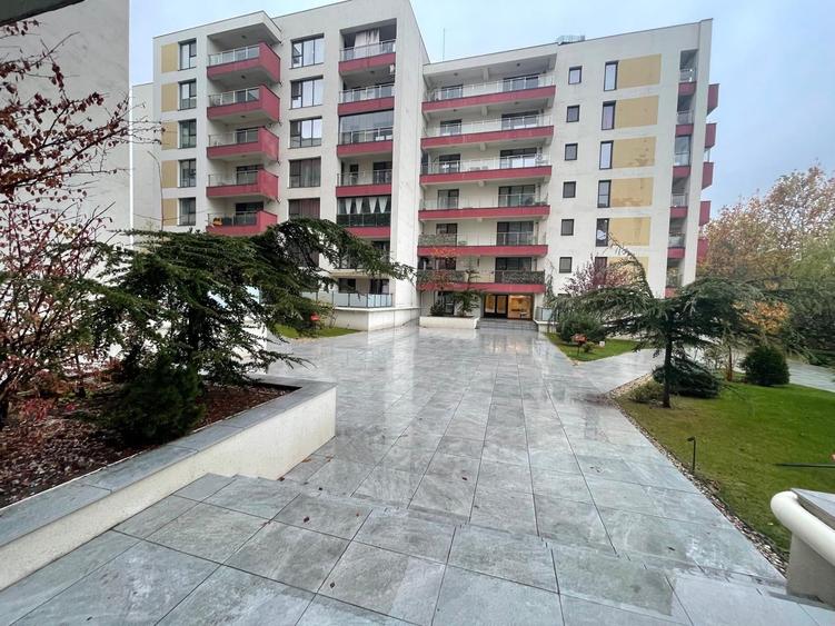 Apartament cu 2 camere decomandat în Sisești