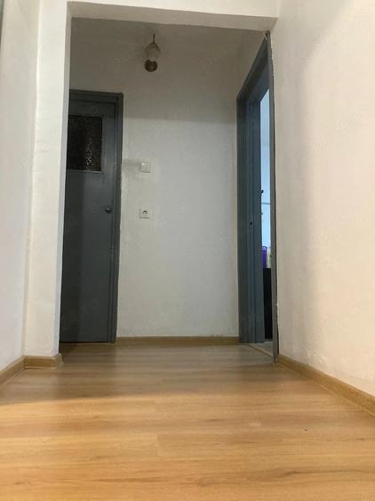 Apartament cu 2 camere decomandat în Lipovei