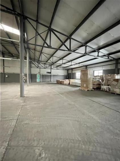 Spațiu industrial, de 1,200 mp, în Brazi