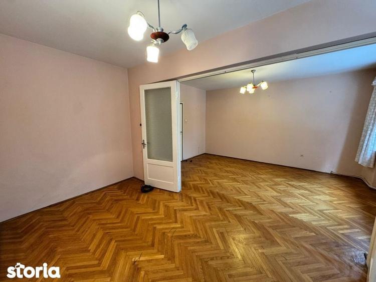 Apartament cu 4 camere în Central
